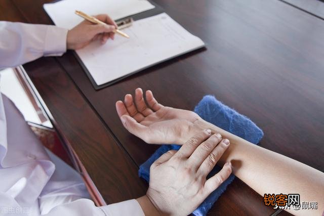 祖先文化遗产黄帝内经到底是未解的天书？还是伪科学的代表作？