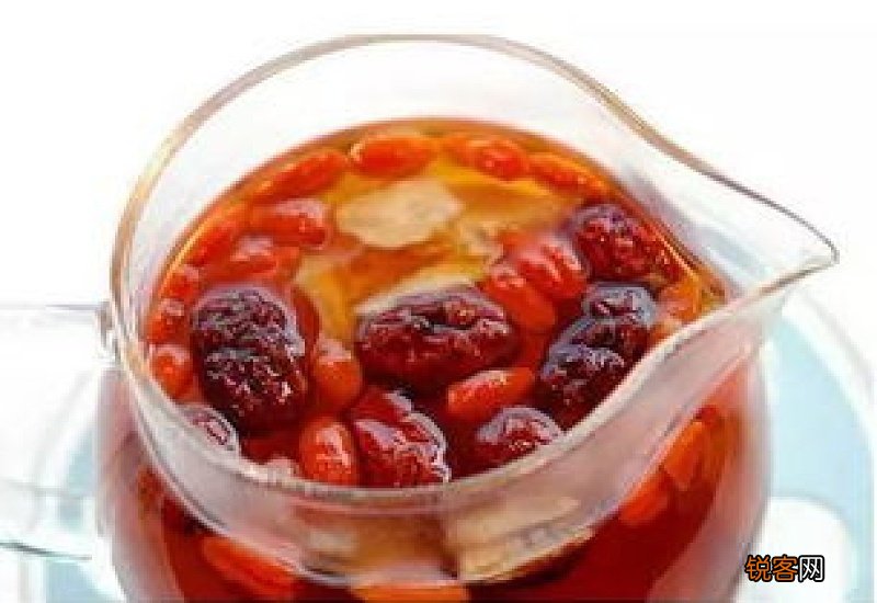 桂圆泡水喝要去皮吗 桂圆泡水用去皮吗