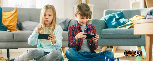 12岁小孩早恋怎么办 12岁小孩早恋如何是好