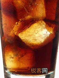 碳酸饮料的6大危害