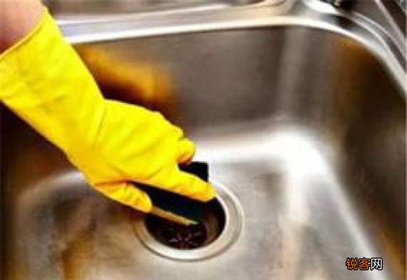 油桶油垢太厚了怎么去除