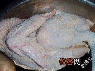 无水土豆五谷炖鸡的做法