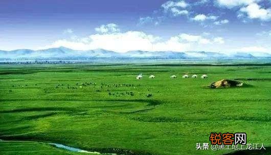 马头琴的琴声悠扬、淳美、深沉、浑厚,马头琴演奏的歌曲有哪些?你觉得哪首最打动你？
