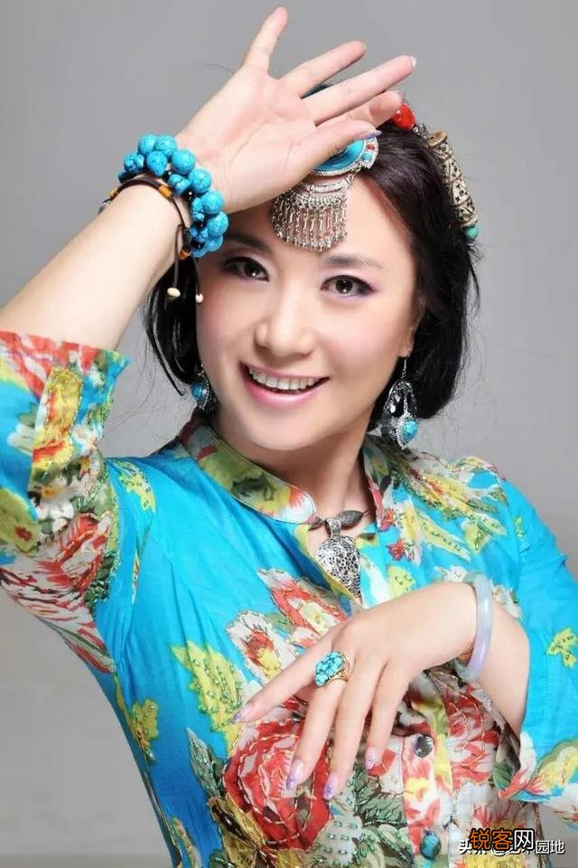 你觉得草原歌曲哪几首最好听,你喜欢的内蒙古歌手是谁,为什么？