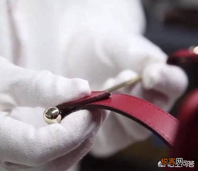 除了Prada和Burberry,英国还有哪些好看的轻奢包包？