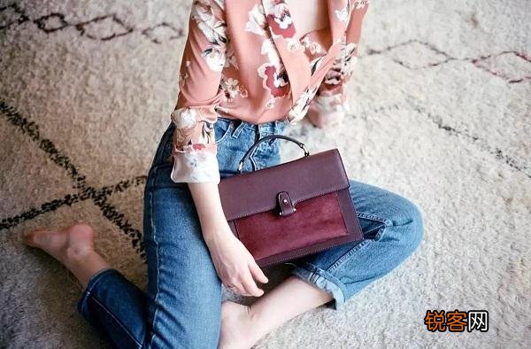 有哪些小众但是很有气质的轻奢女包品牌推荐？