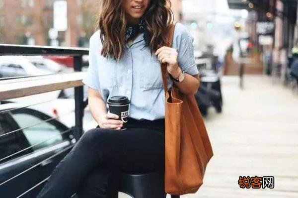 有哪些小众但是很有气质的轻奢女包品牌推荐？