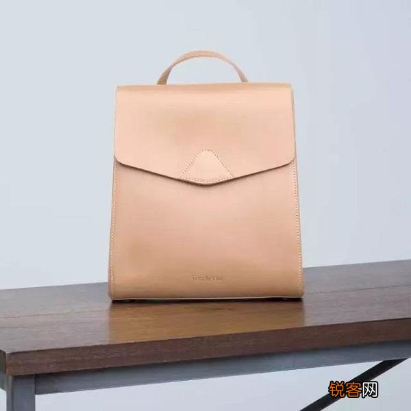 有哪些小众但是很有气质的轻奢女包品牌推荐？