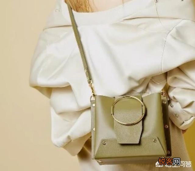 有哪些小众但是很有气质的轻奢女包品牌推荐？