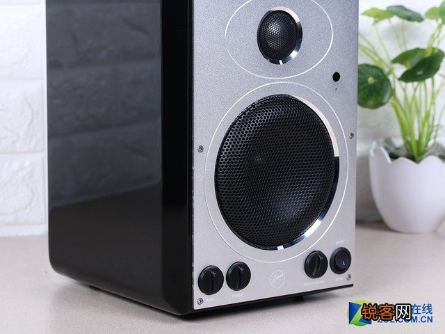 h5后面的参数怎么调 惠威科技H5MKII深度评测