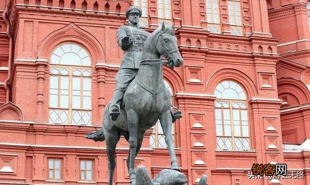 历史上的“汗血宝马”真的流血汗吗？