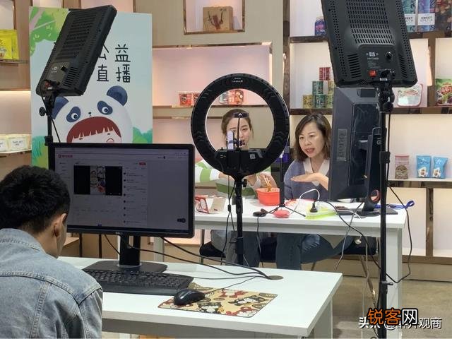 【曝料】快手与京东达成战略合作,电商商业会产生什么变化吗？