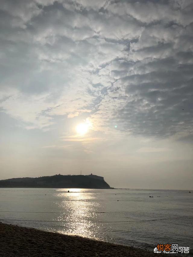 有哪些使人听了感动得哭了的情歌？