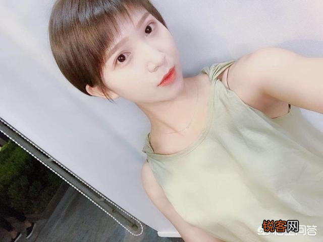 女生发量少,适合哪些发型？