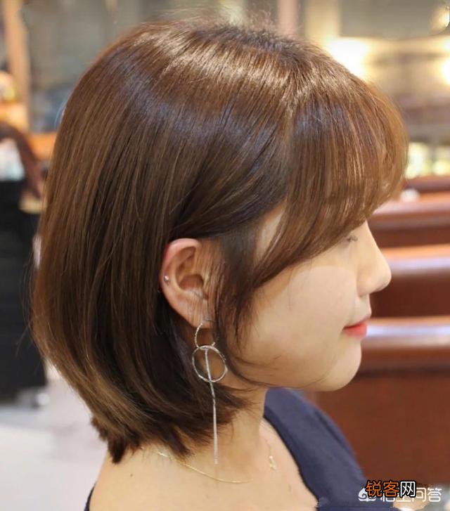 女生发量少,适合哪些发型？