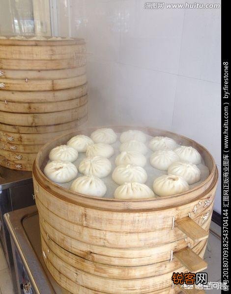 开一间普通的早餐店要投入多少钱？需要哪些设备？