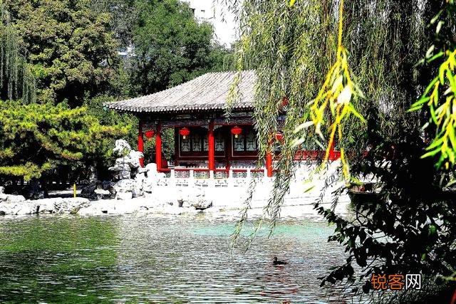 推荐一个旅游的城市,你会推荐哪里？