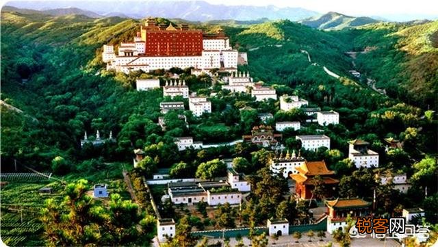 最能代表河北的旅游景点是哪里？