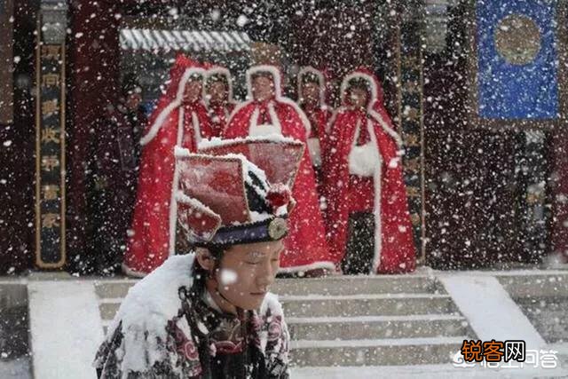 《大明王朝1566》怎么看待冯保私自向嘉靖皇帝报祥雪的行为？