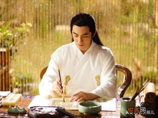 元宵节到了,俗语“八月十五云遮月,正月十五雪打灯”啥意思？