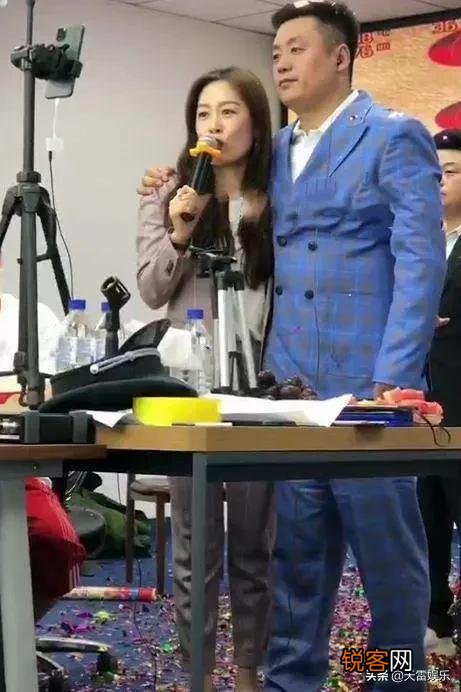 宋晓峰直播打赏破亿,能到手多少钱？算赵本山徒弟中收入最高的吗？