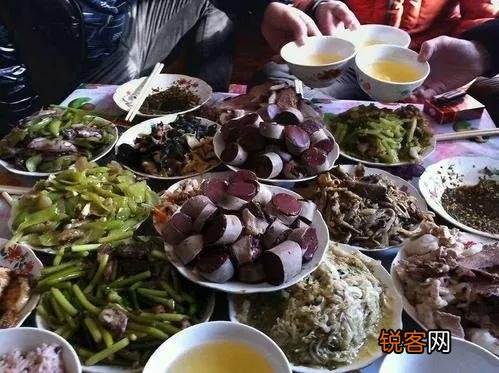 为什么感觉有些东北人即使没有那么有钱,但还活的那么开心？