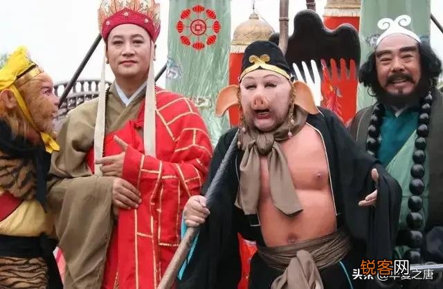 孙悟空的如意金箍棒和猪八戒的九齿钉耙,谁的武器厉害？为什么？