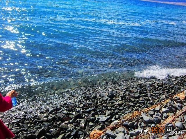 赛里木湖为什么有如此吸引人的魅力？