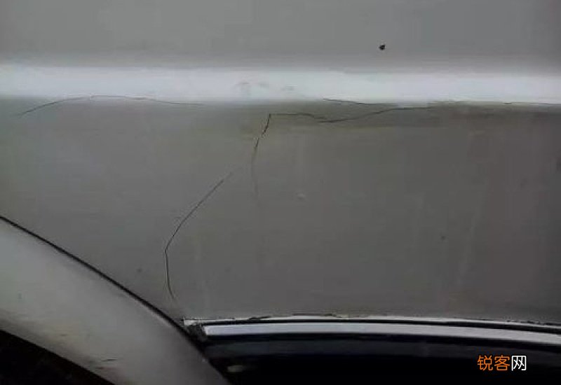 白车上的黄斑怎么形成的 白车有黄斑怎么处理