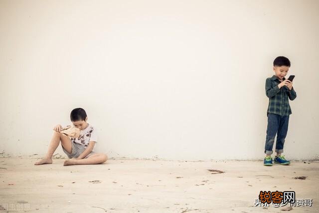 城里的孩子为什么白白净净的,农村的孩子为什么一眼就能看出来？