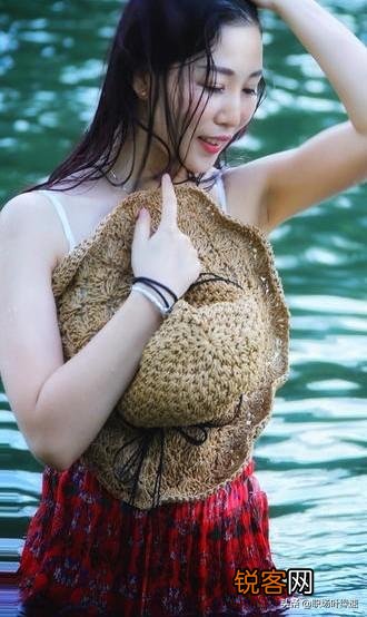 为什么有些女人过了四十岁以后给人的感觉就是毫无顾忌？