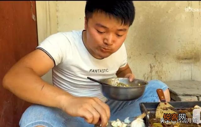 如何看央视点名批评吃播现象,平常看这类视频吗？