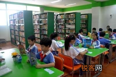 多少在家的留守妇女与丈夫渐行渐远？