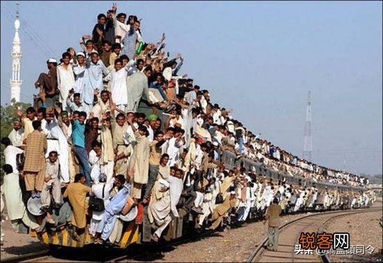 印度如此贫穷,为何军力却十分强大？