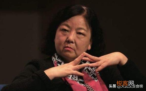 如何看待作家汪芳写的《方方日记》又名《武汉日记》的内容及在西方国家出版一事？