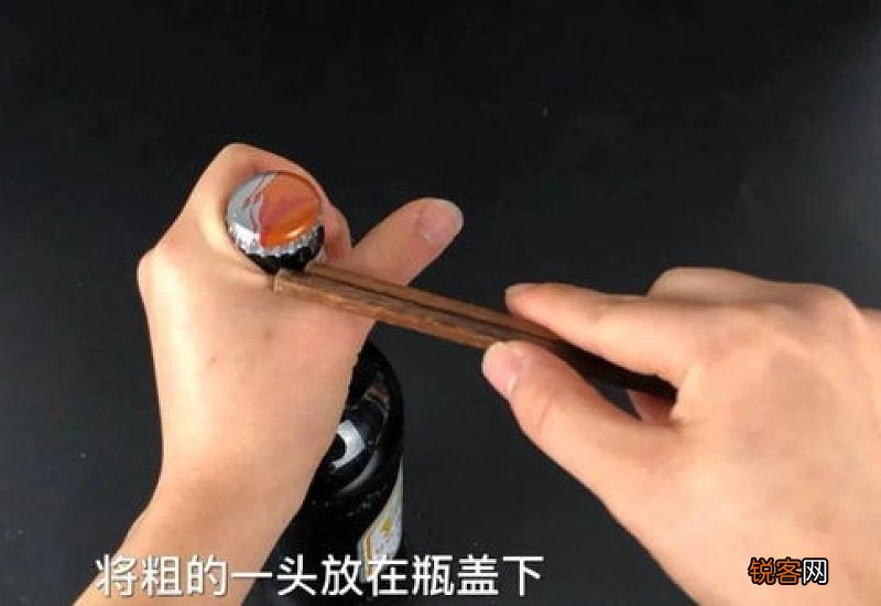 按压式瓶盖怎么缩回去