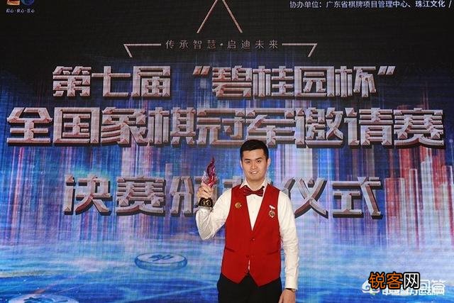 免费象棋软件的水平已经超过象棋大师和特大,正版付费象棋软件为什么仍有市场？