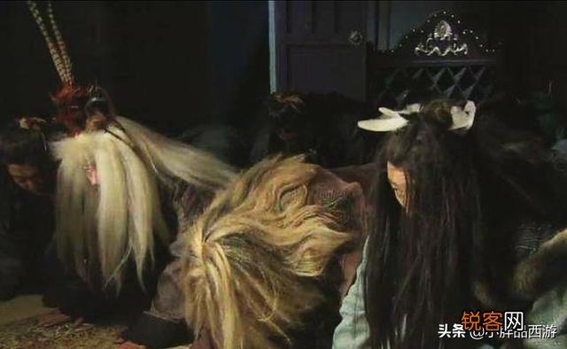 车迟国中孙悟空将三清雕像放置在茅厕难道三清没有察觉吗？