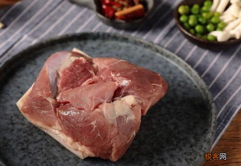 生肉可以用热水洗吗