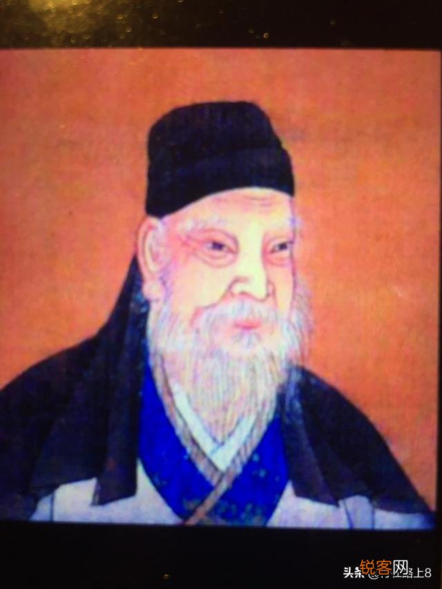 屈原,孟浩然,杜甫,范仲淹是不是古代文人？