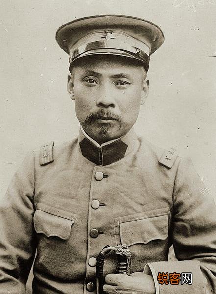 历史上的汉初三杰、明初三杰、晚清三杰、北洋三杰都是谁,有怎样的历史故事？