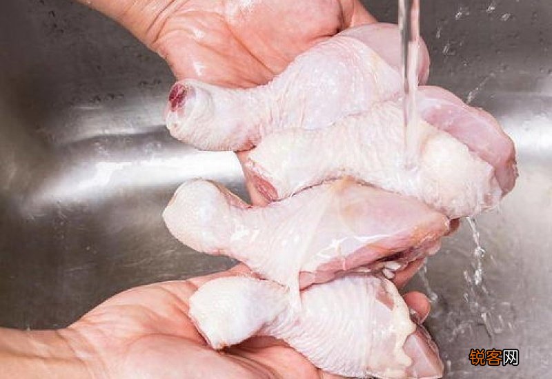 生肉可以用盐水洗吗