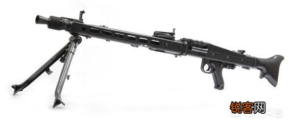 MG34和MG42,这两挺机枪有什么不同么？各自优势都在哪？