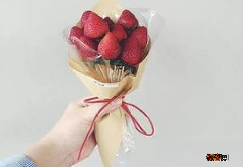 草莓花束怎么包装好看