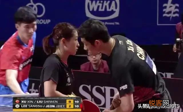 亚锦赛昕雯组合上演史诗大逆转,赛后刘国梁二话不说直接怒批。当时怎么回事？