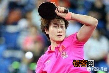 丁宁与郑怡静1/4决赛第三局因故比赛停8分钟,郑怡静第四局仅得1分,当时发生了什么？