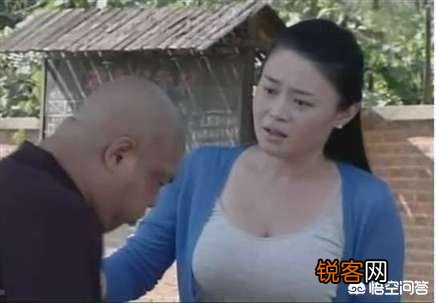 为什么沈春阳靠演技拍戏,而关婷娜总是靠胸拍戏？