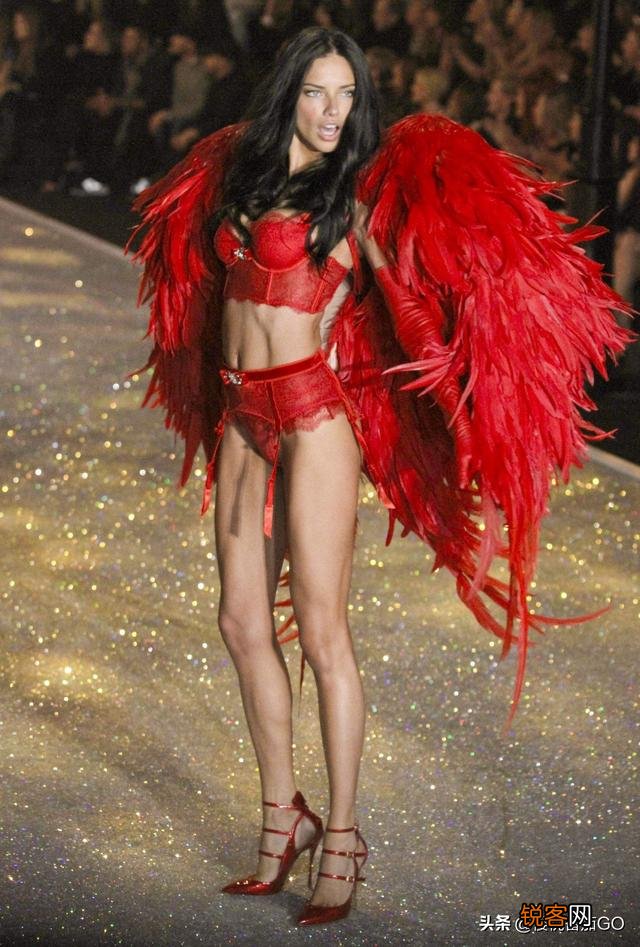 维密的梦幻文胸都有哪些维密天使佩戴过呢？