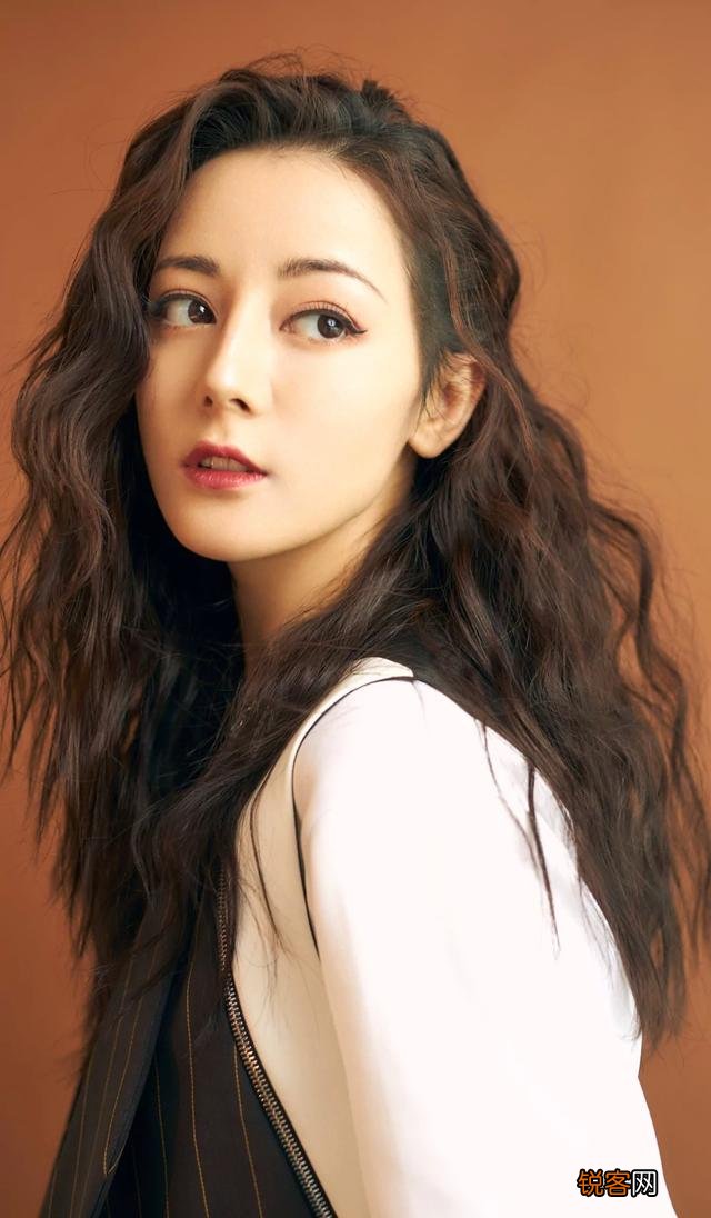 你觉得最性感的女明星是谁？