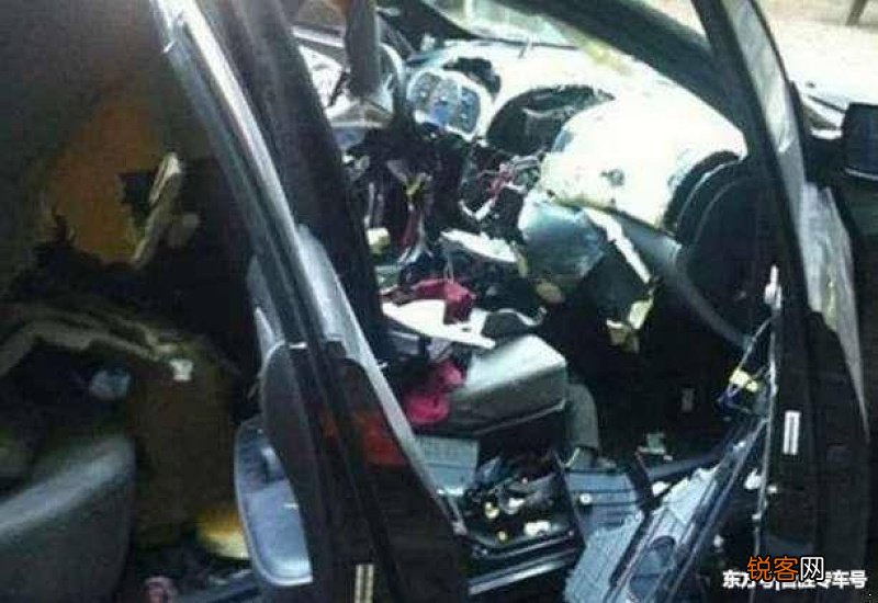 汽车开锁什么意思 车门锁住开锁是什么意思